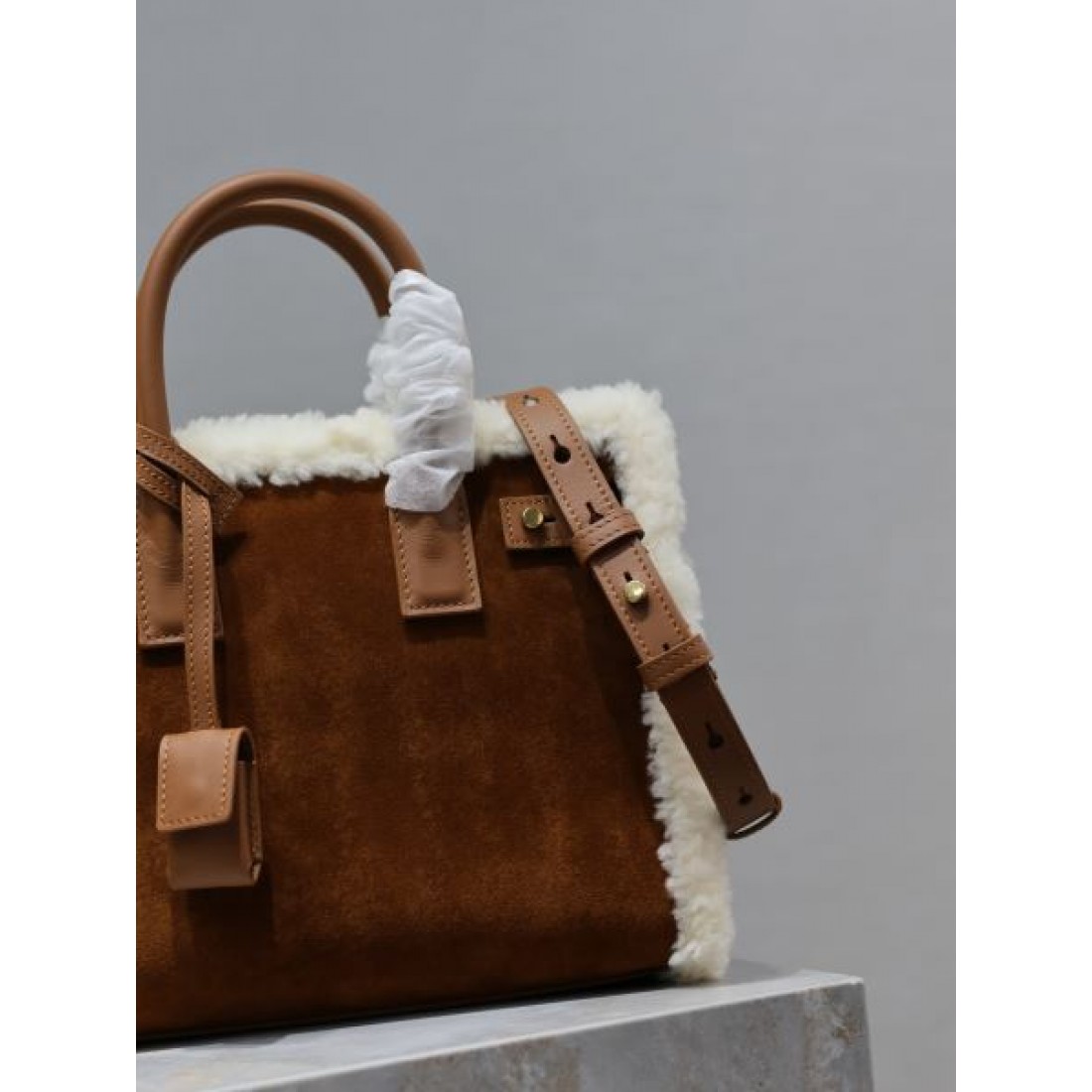 YSL イヴ サンローラン コピー トートバッグ 支持が急上昇 SAINT LAURENT