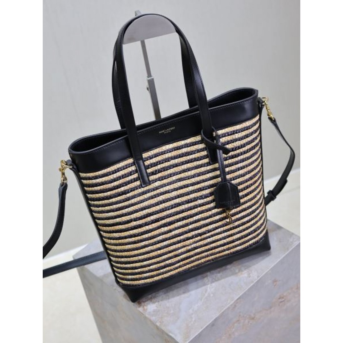 YSL イヴ サンローラン コピー トートバッグ ロゴが美しい SAINT LAURENT