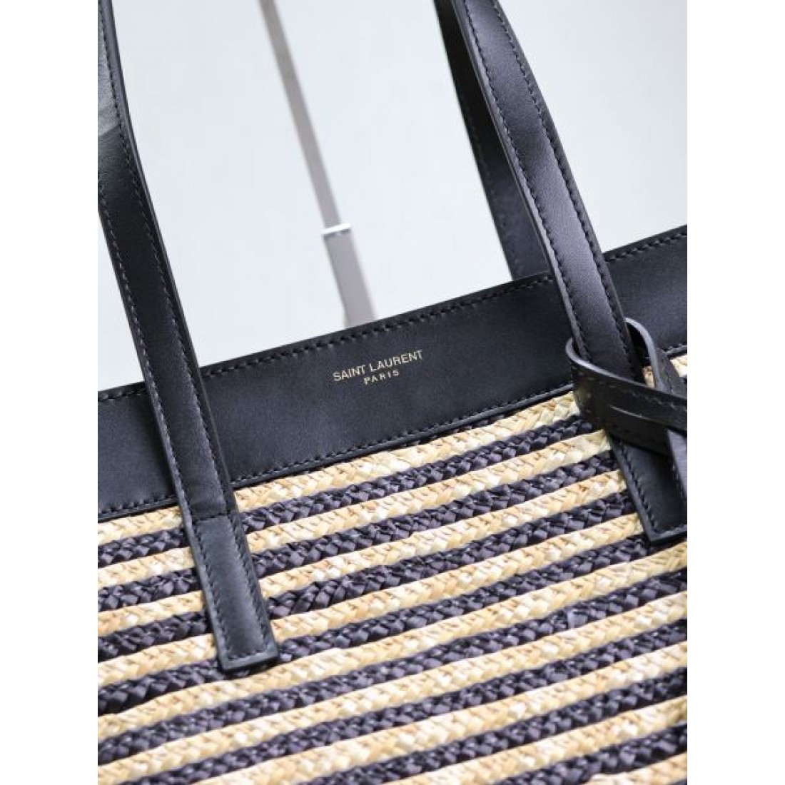 YSL イヴ サンローラン コピー トートバッグ ロゴが美しい SAINT LAURENT