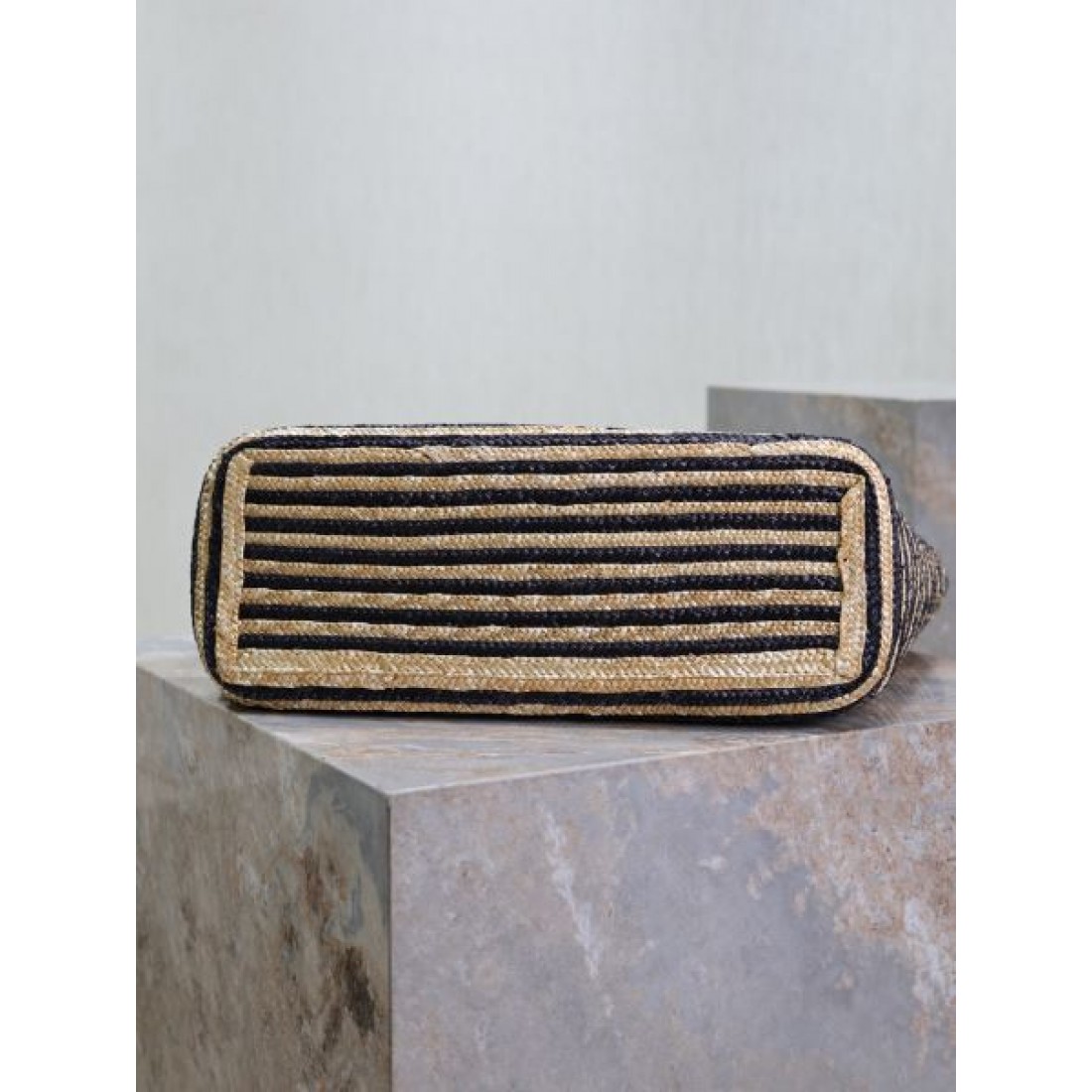 YSL イヴ サンローラン コピー トートバッグ 先行予約販売 SAINT LAURENT
