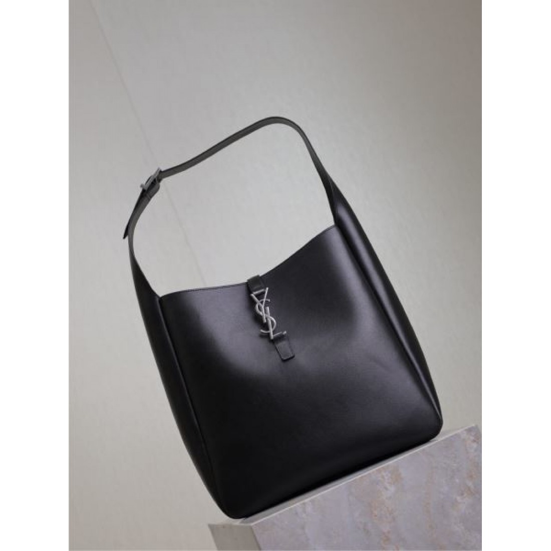 YSL イヴ サンローラン コピー トートバッグ 最安価格新品 SAINT LAURENT