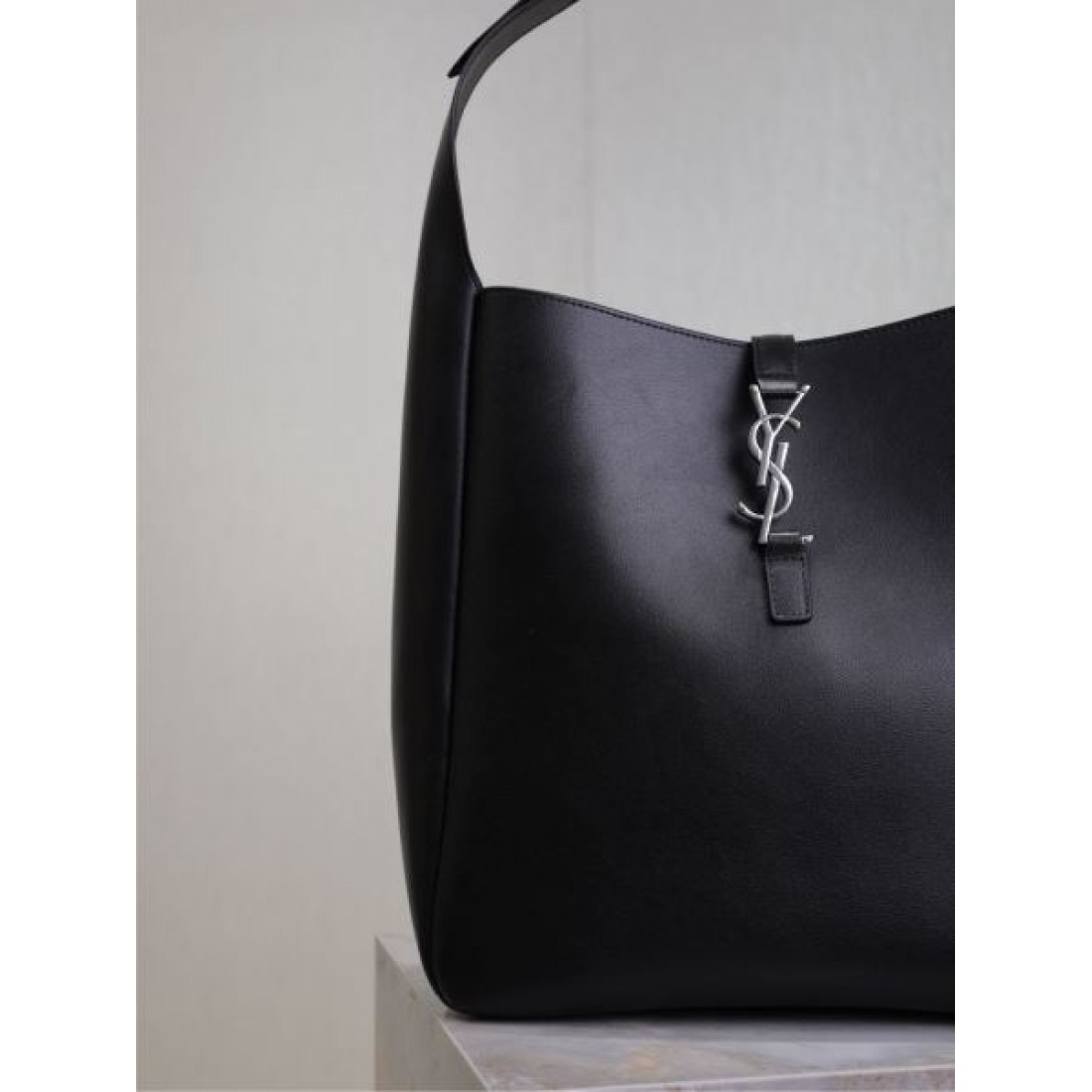 YSL イヴ サンローラン コピー トートバッグ 最安価格新品 SAINT LAURENT