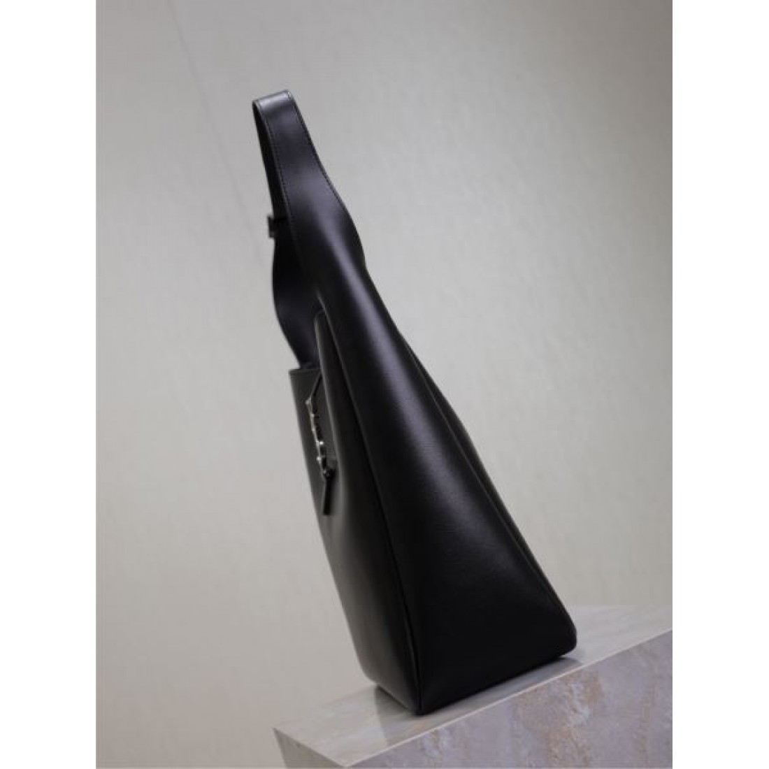 YSL イヴ サンローラン コピー トートバッグ 最安価格新品 SAINT LAURENT