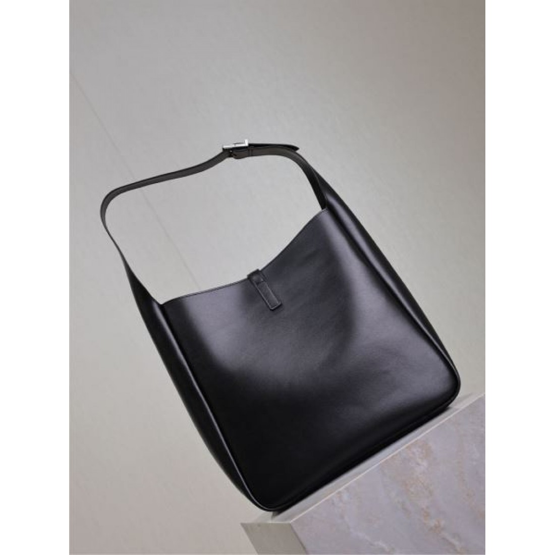 YSL イヴ サンローラン コピー トートバッグ 最安価格新品 SAINT LAURENT