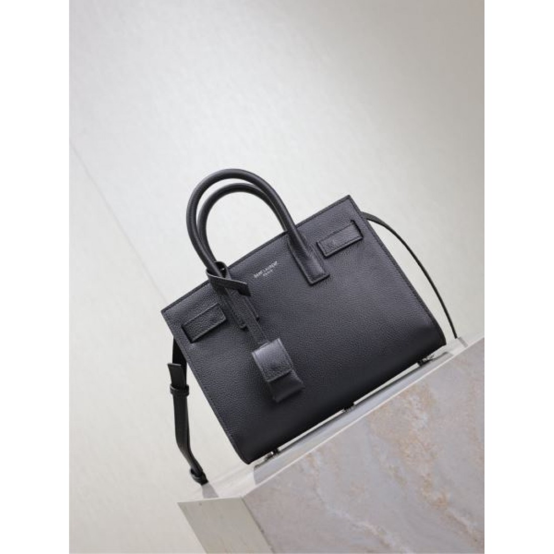 YSL イヴ サンローラン コピー トートバッグ ロゴ 北欧ブランド SAINT LAURENT