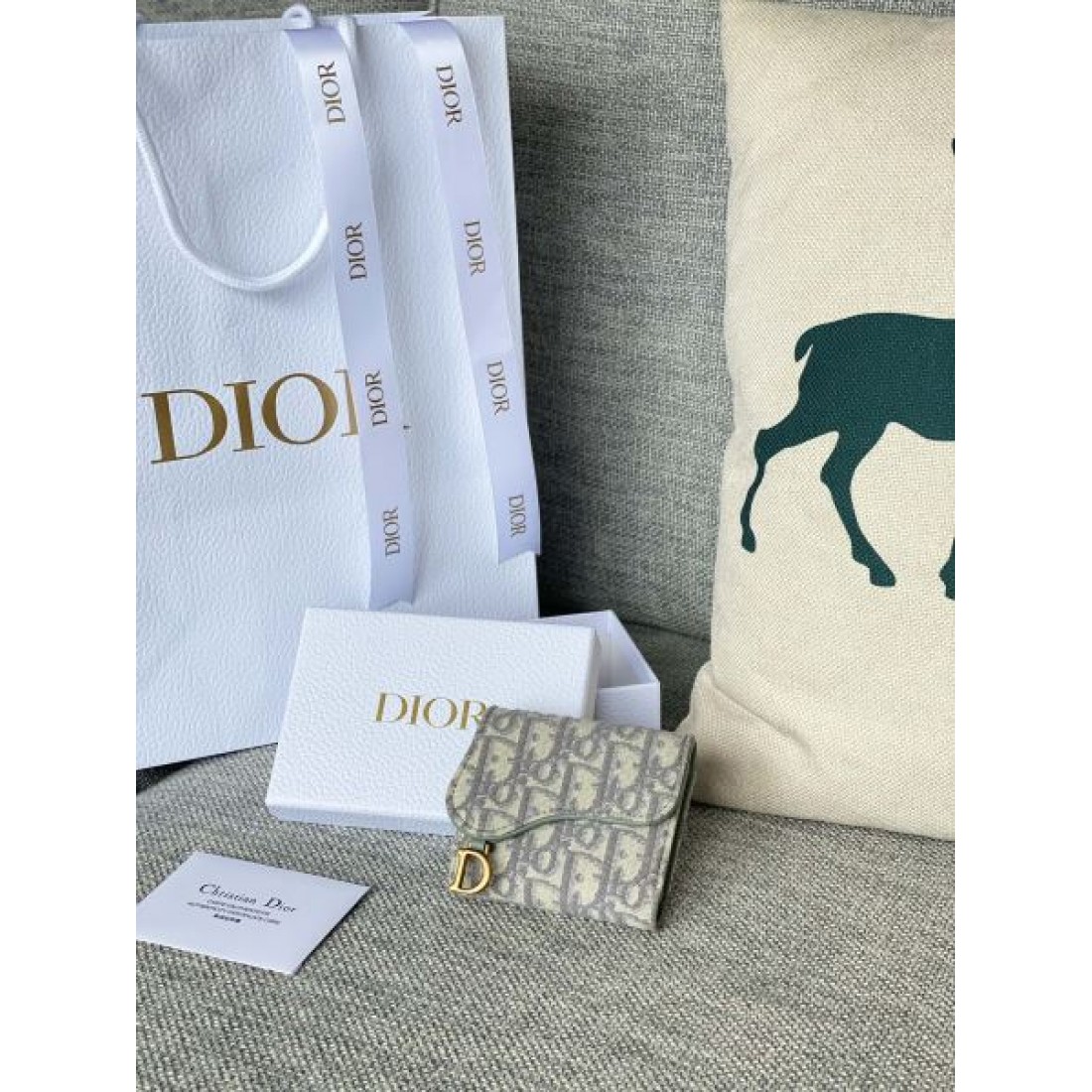 スタイリッシュなスタイル DIOR スーパーコピー 三つ折り財布 再入荷待望