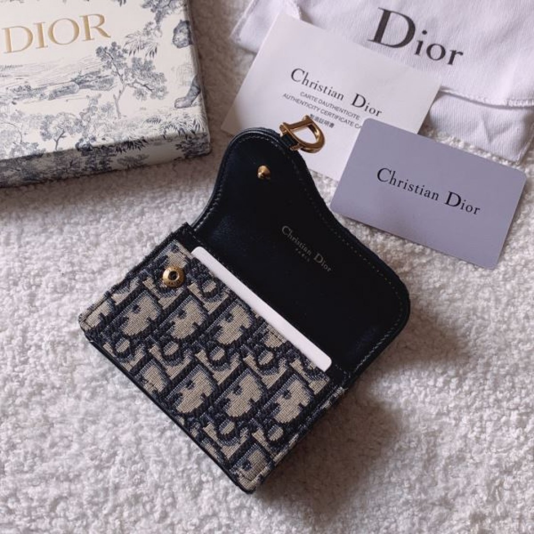 セレブも夢中 大人可愛い 上品 DIOR ディオール コピー カードケース