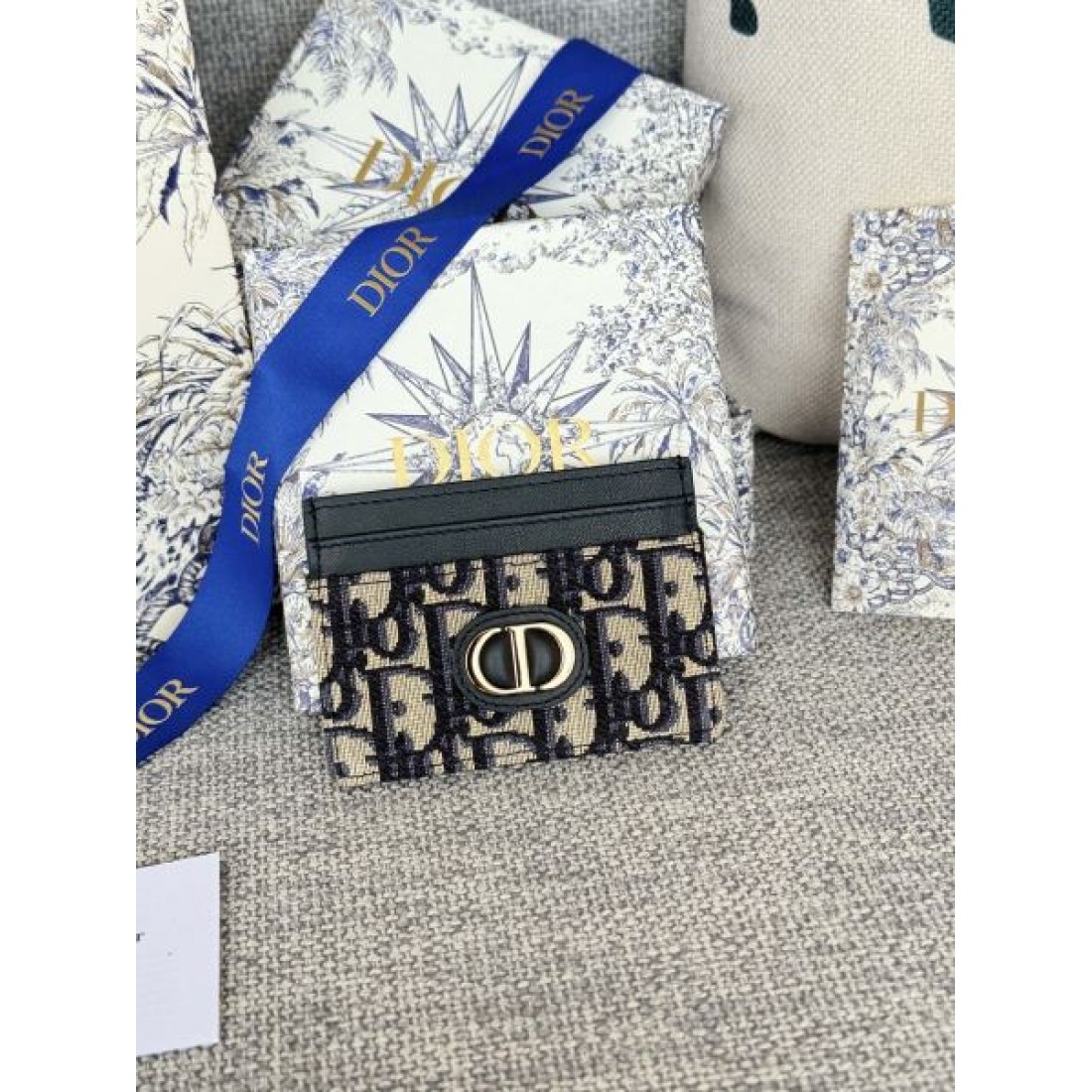 DIOR 夏の定番 洗練 ディオール コピー カードケース 高級感 オシャレスタイル