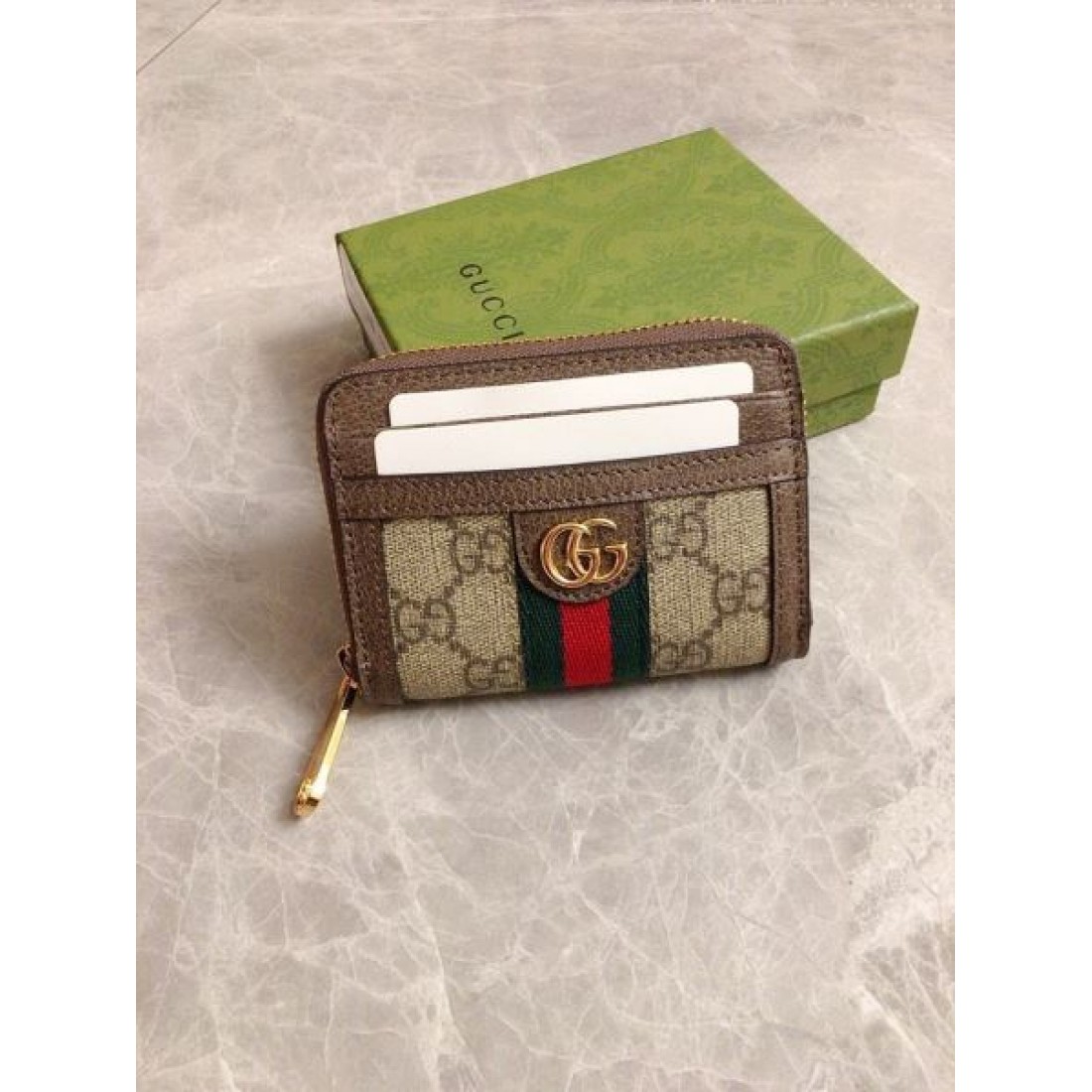 レディースファッション GUCCI 夏の最旬スタイルを楽しい グッチ コピー カードケース
