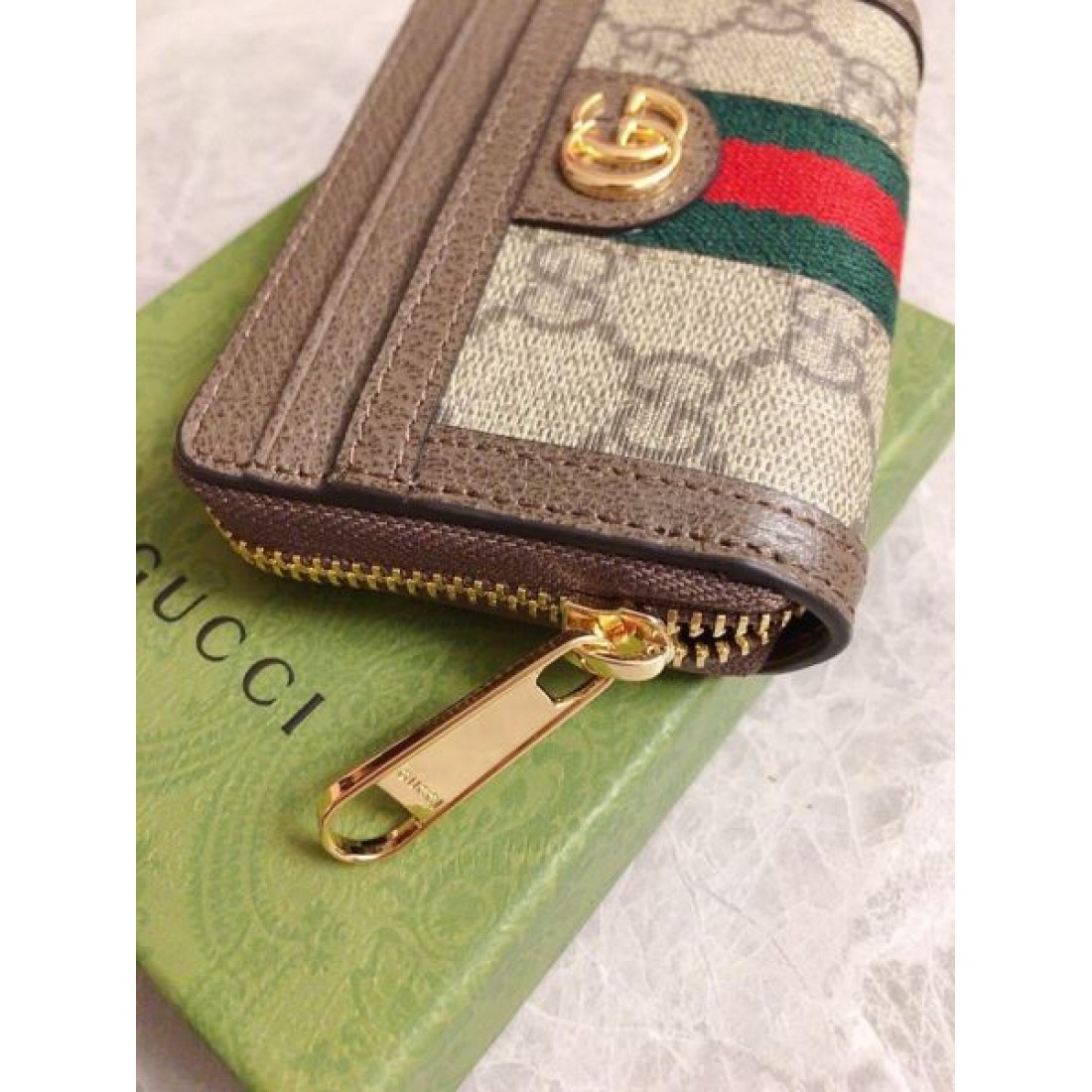 レディースファッション GUCCI 夏の最旬スタイルを楽しい グッチ コピー カードケース