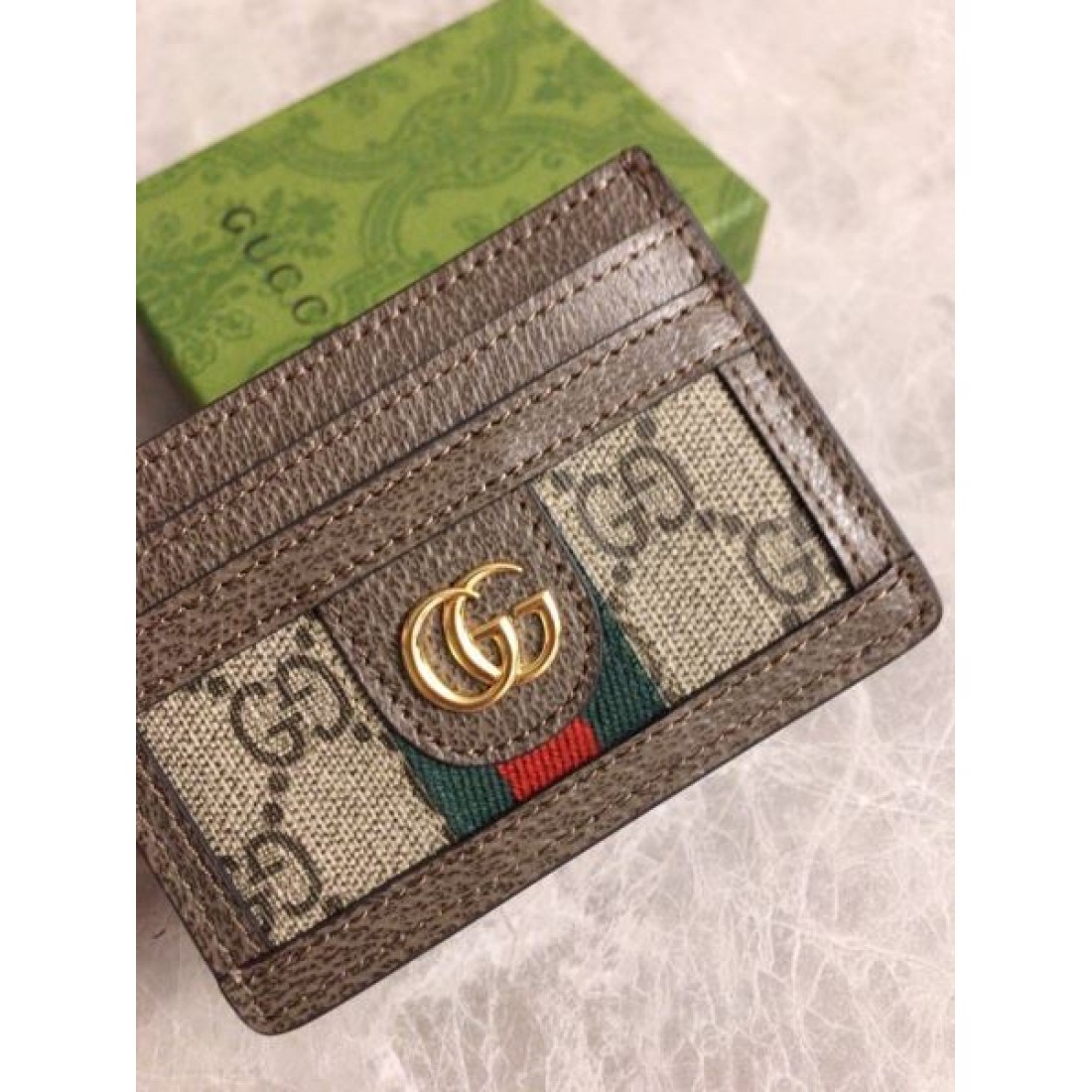 GUCCI グッチ コピー カードケース 2025SS 新作 レディースファッション エレガントに着こなす