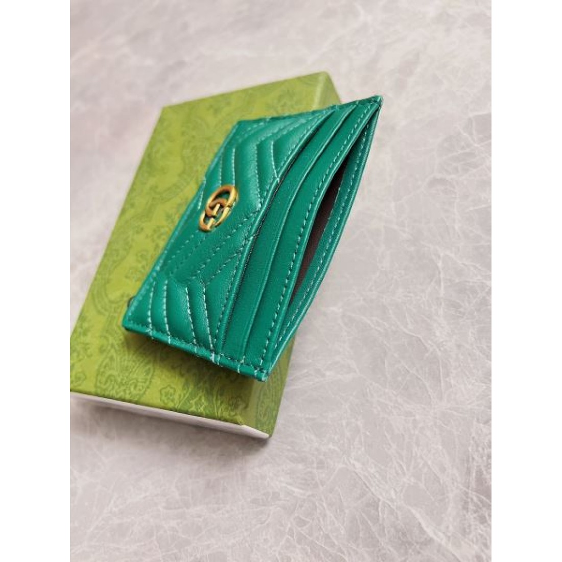 オシャレスタイルは今季も GUCCI グッチ コピー カードケース レディースファッション