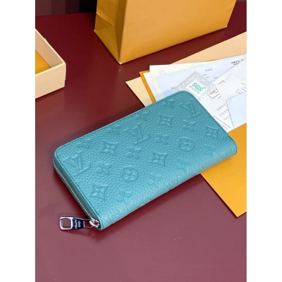 魅力的なポイント GUCCI スーパーコピー 長財布 アイテムに活躍 2025SS