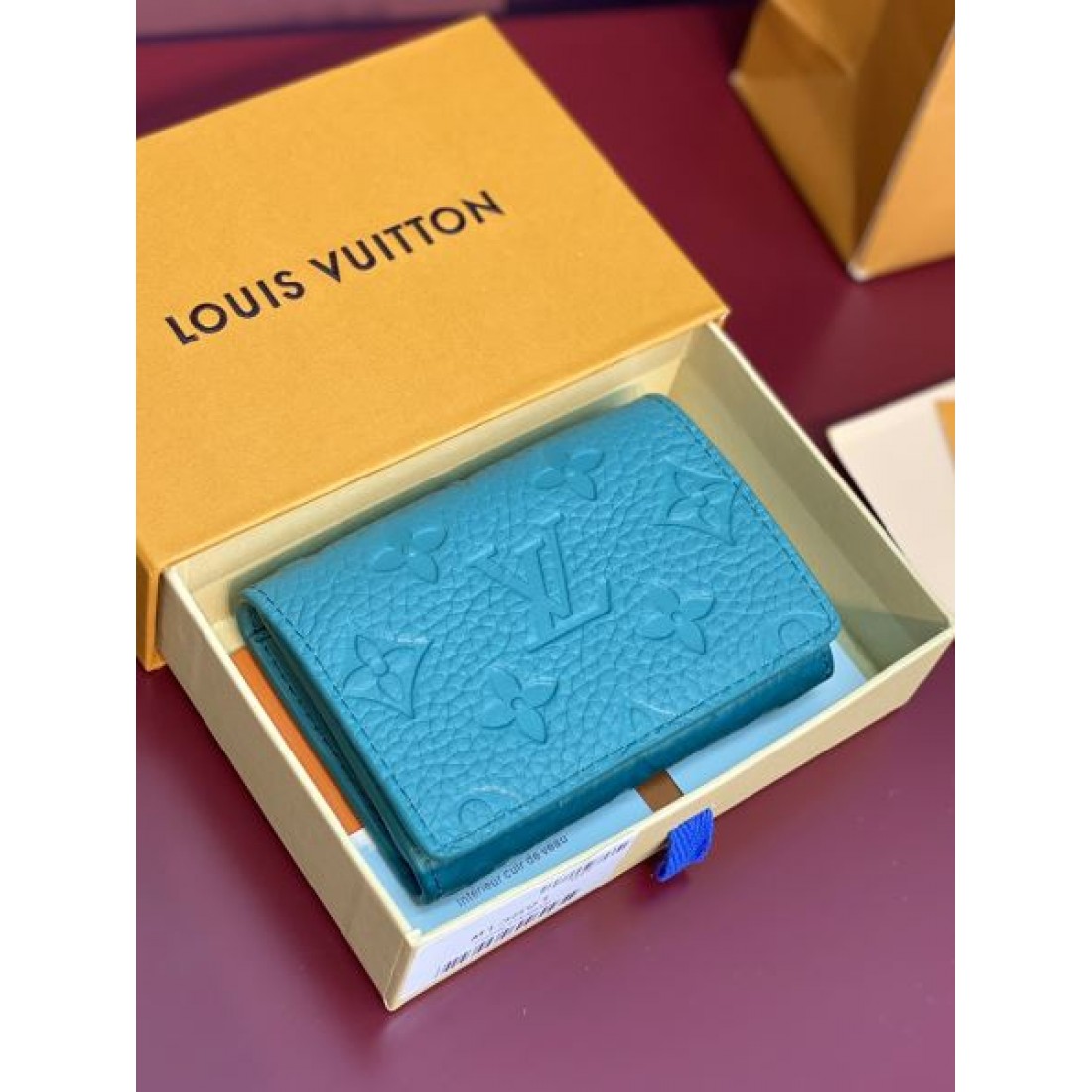 圧倒的人気を誇る LOUIS VUITTON スーパーコピー 二つ折り財布 流行最前線