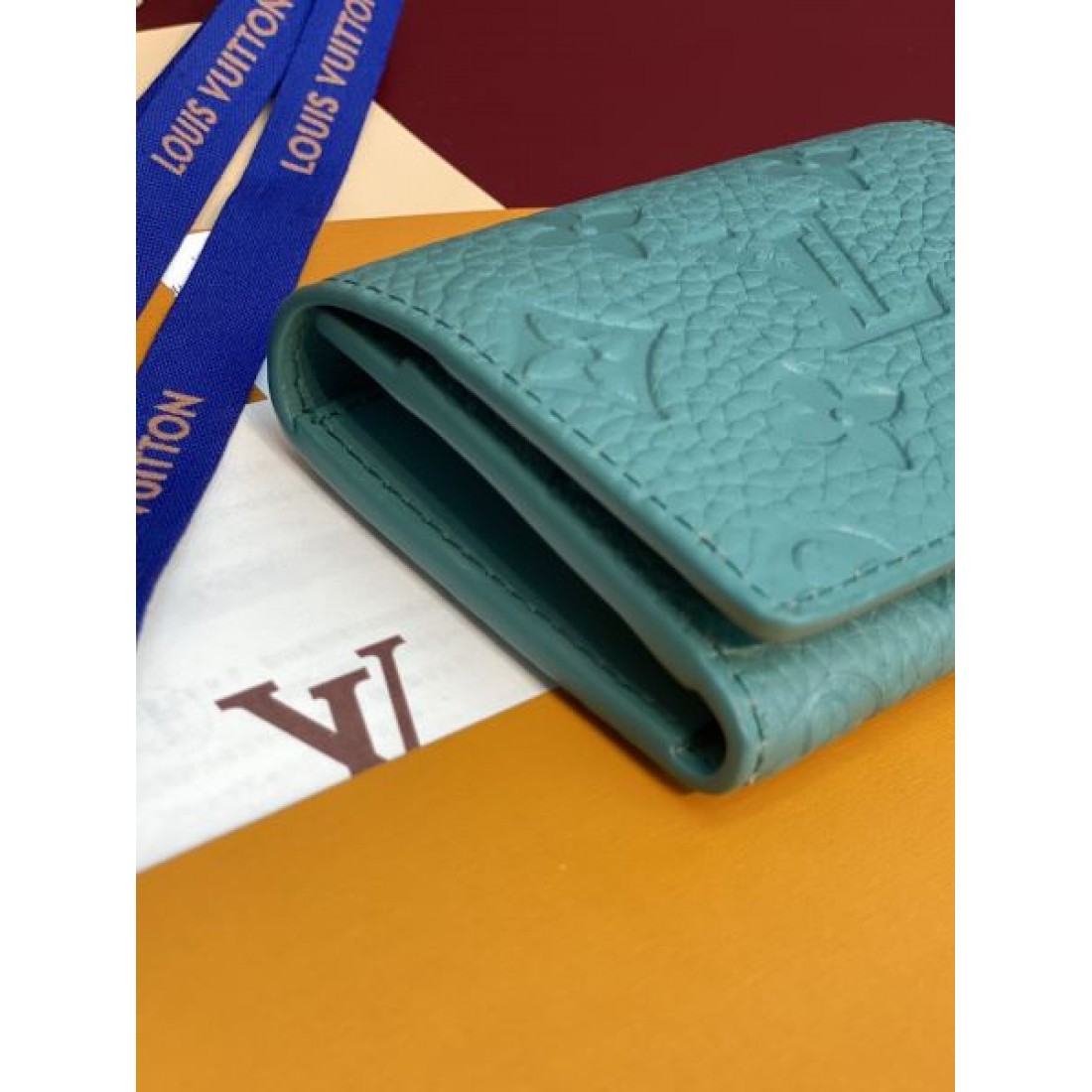 圧倒的人気を誇る LOUIS VUITTON スーパーコピー 二つ折り財布 流行最前線