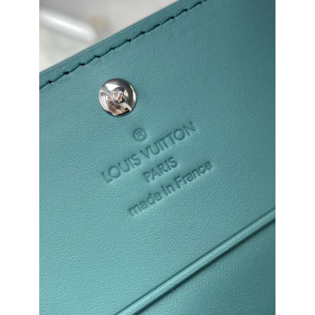 圧倒的人気を誇る LOUIS VUITTON スーパーコピー 二つ折り財布 流行最前線