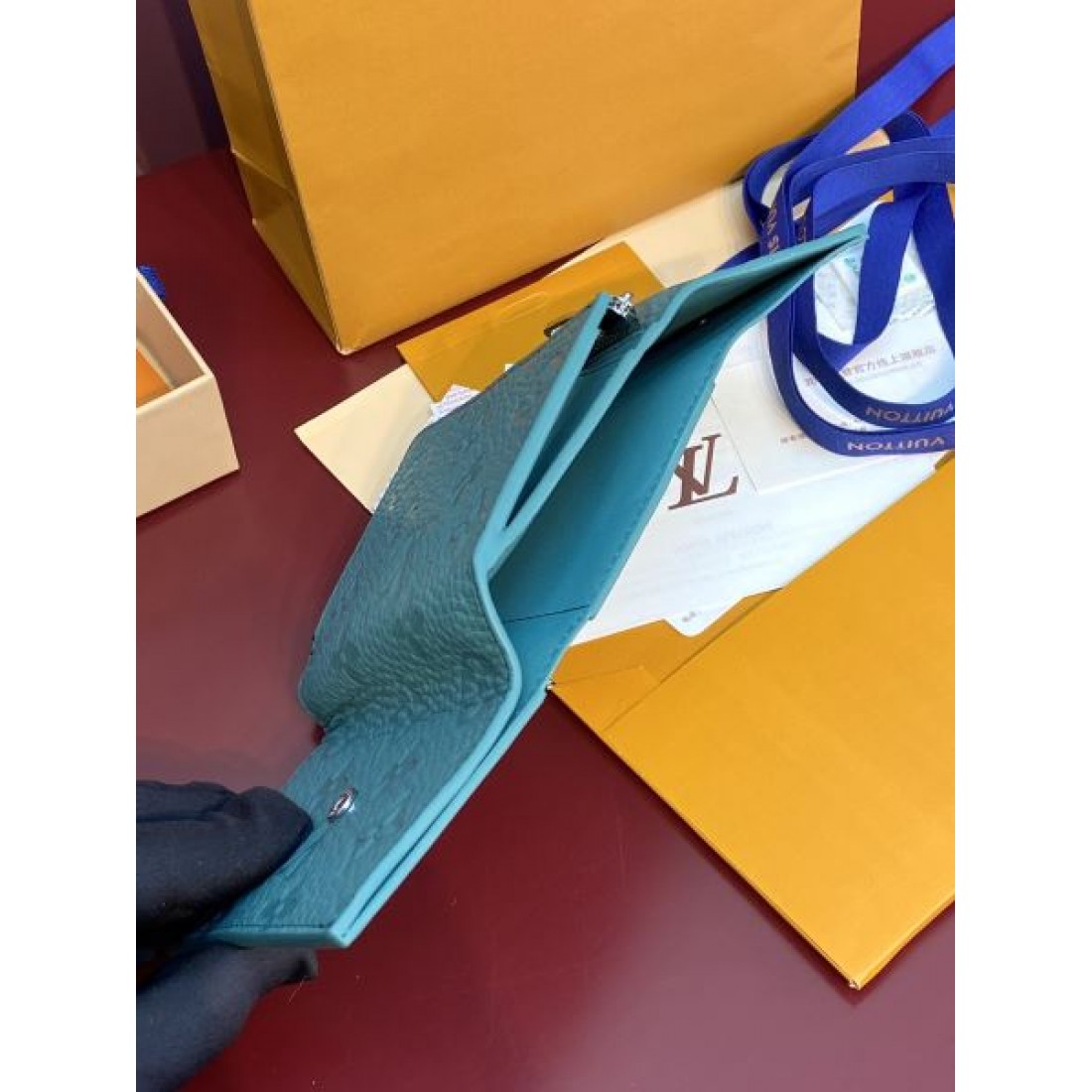 LOUIS VUITTON ルイヴィトン コピー 三つ折り財布 完売必須 限定SALE 上質
