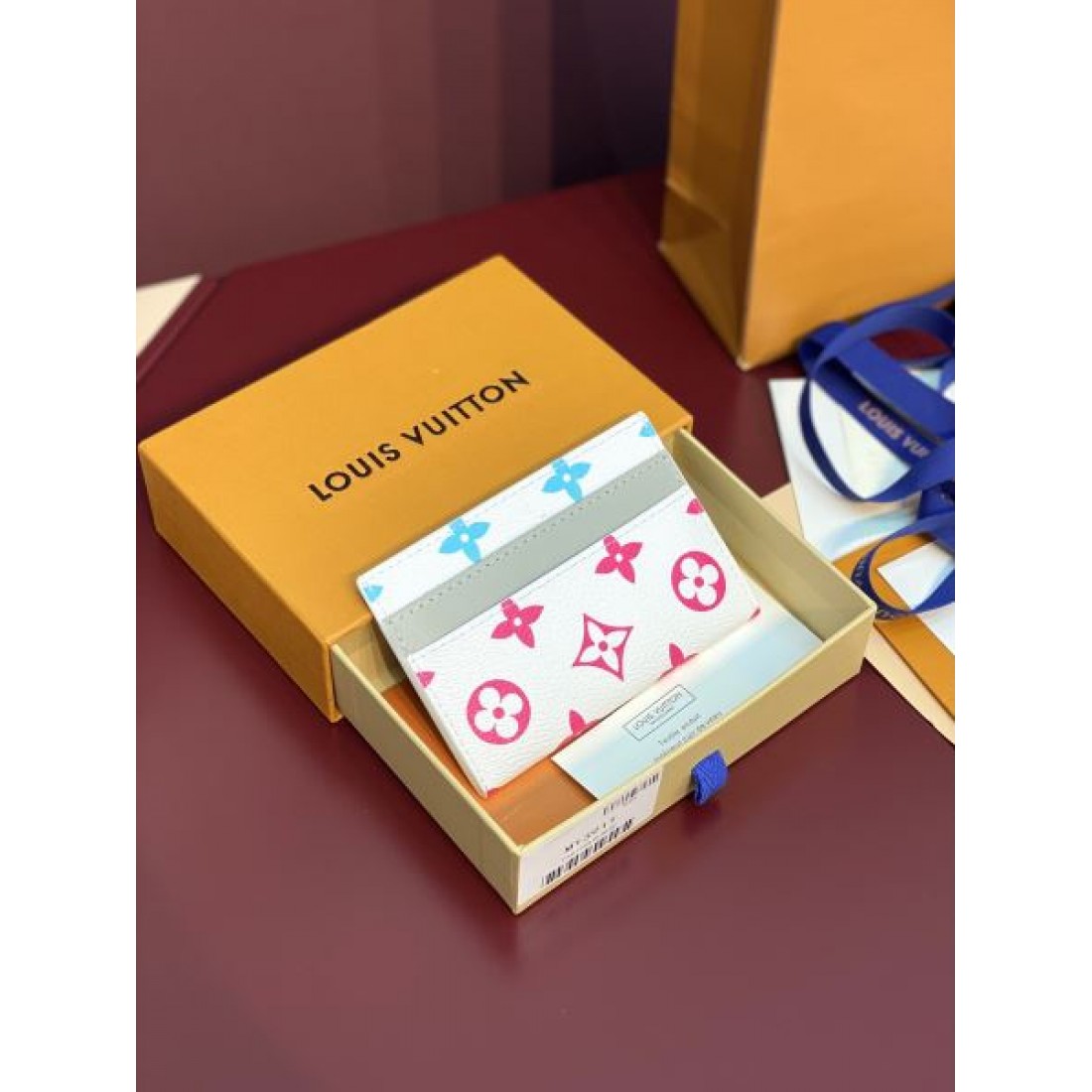 爆発的人気再入荷 レディースファッション 2025SS LOUIS VUITTON ルイヴィトン コピー カードケース