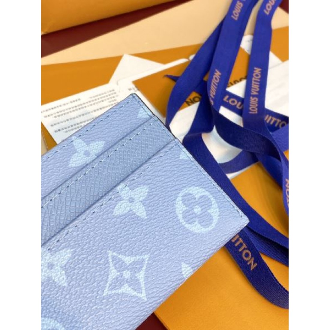 高品質 LOUIS VUITTON ルイヴィトン コピー カードケース 綺麗なシルエット