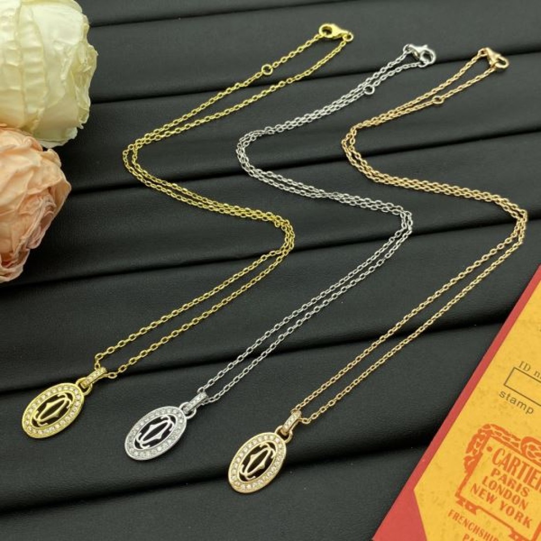 カルティエ スーパーコピー ネックレス ロゴ カッコ良くキあります CARTIER