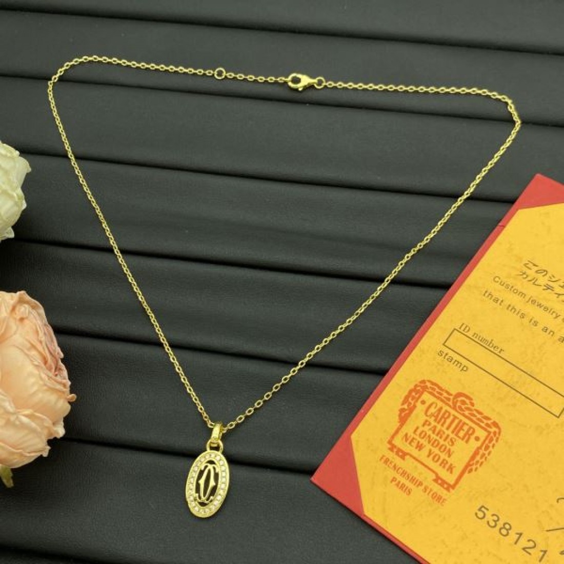 カルティエ スーパーコピー ネックレス ロゴ カッコ良くキあります CARTIER