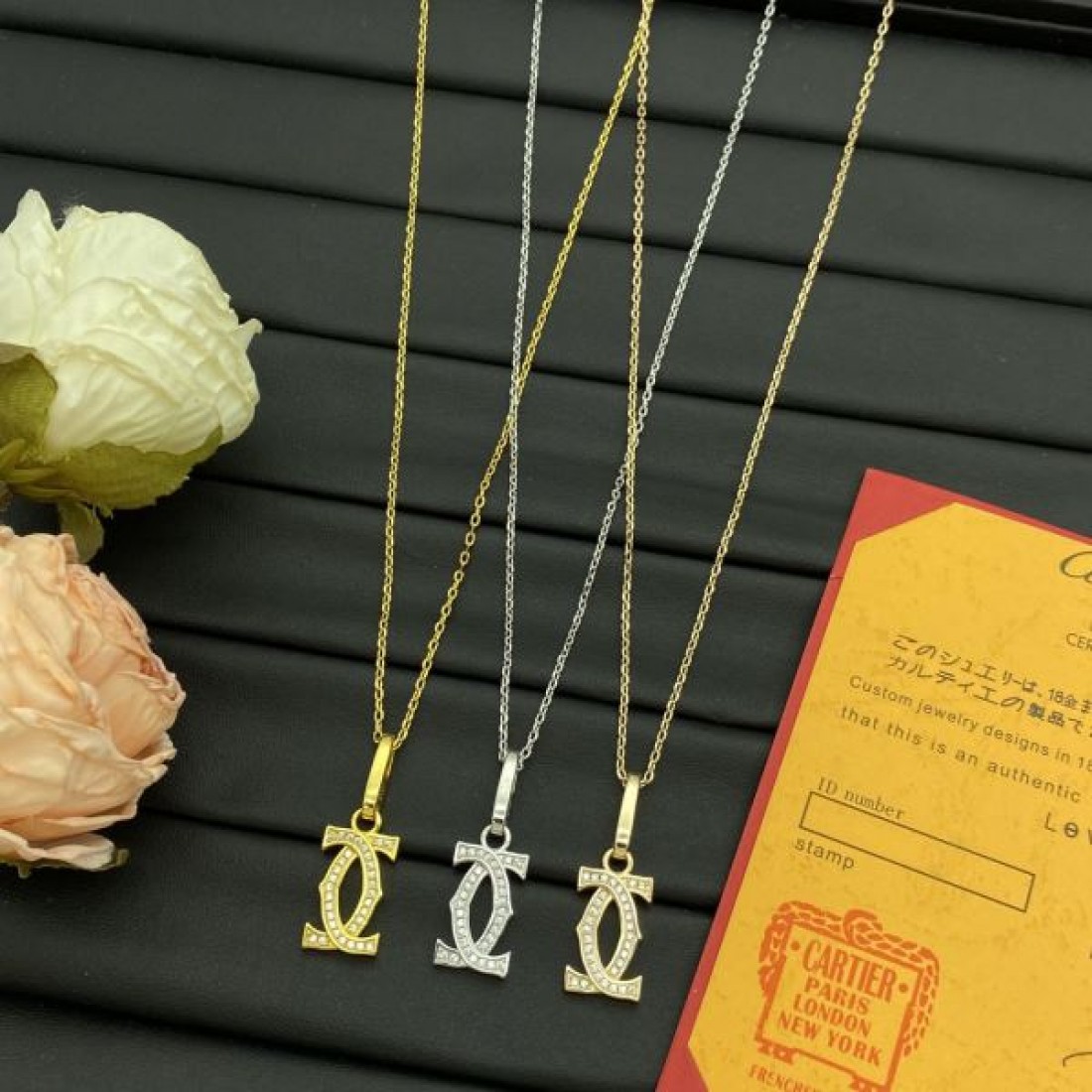 カルティエ コピー イヤリング ロゴ ファッションの流行り CARTIER