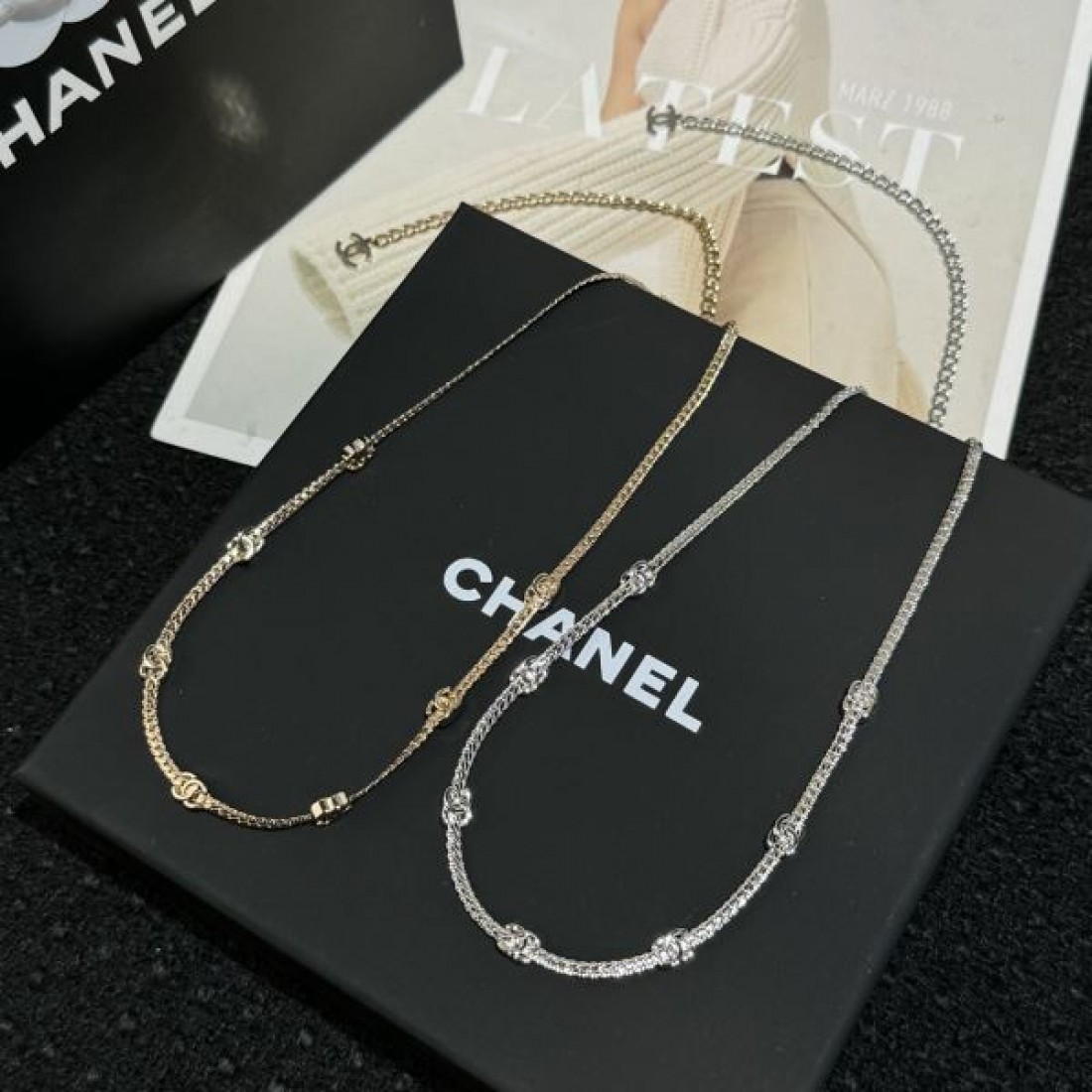 シャネル コピー ネックレス ロゴ シーズンの流行にチェック CHANEL