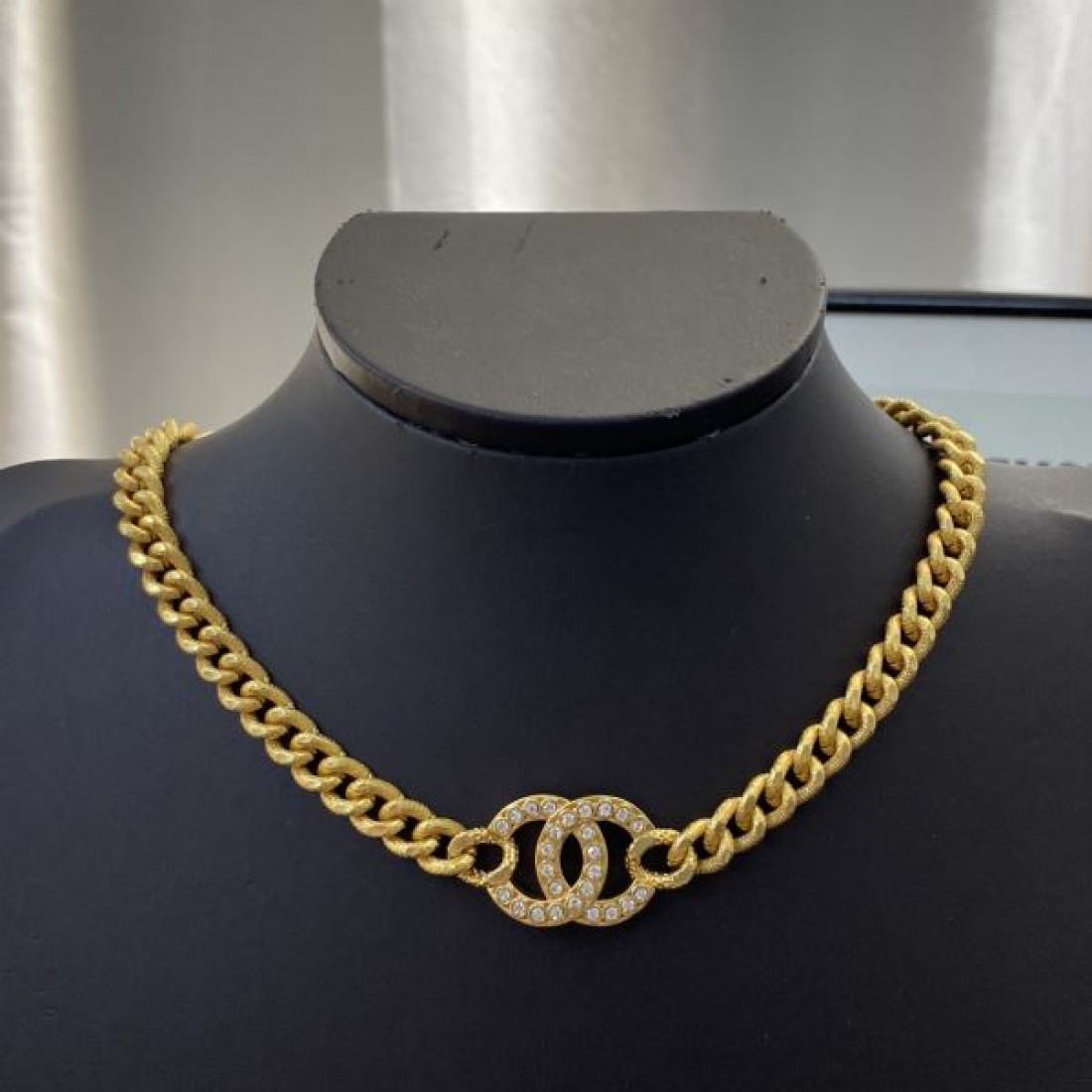 シャネル コピー ネックレス ロゴ 気軽におしゃれを楽しめる CHANEL