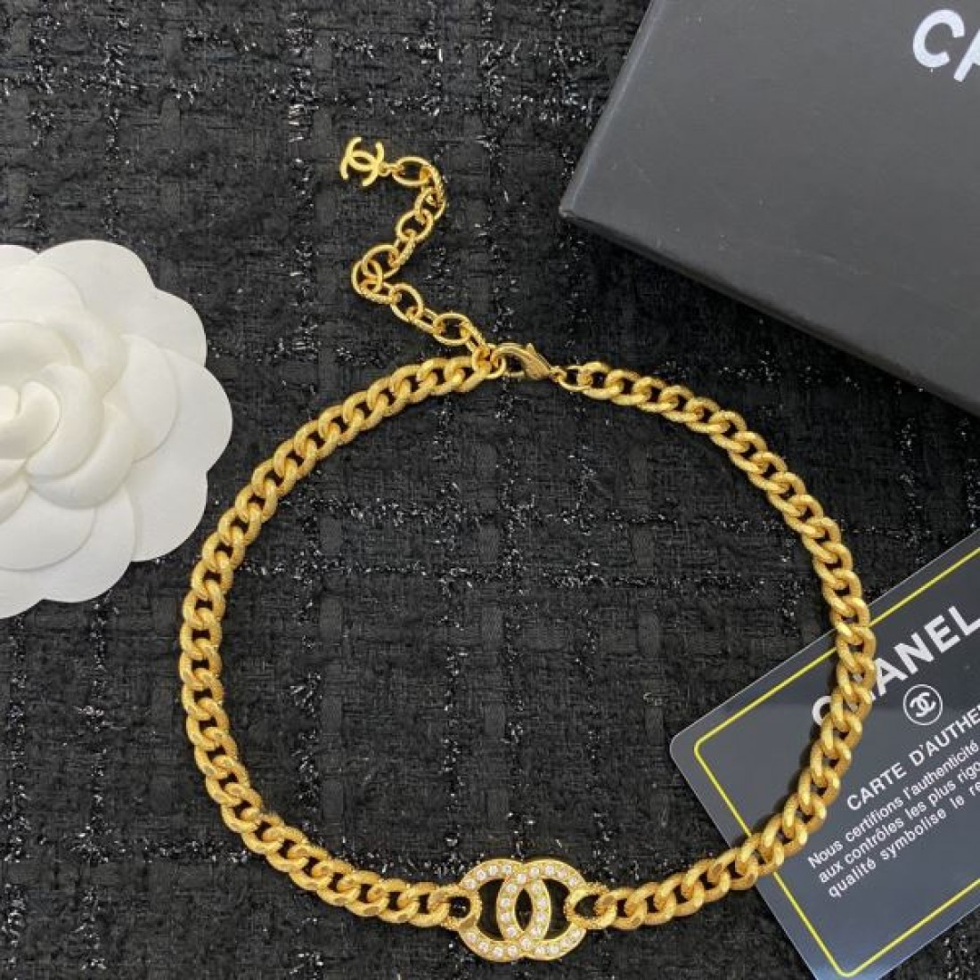 シャネル コピー ネックレス ロゴ 気軽におしゃれを楽しめる CHANEL