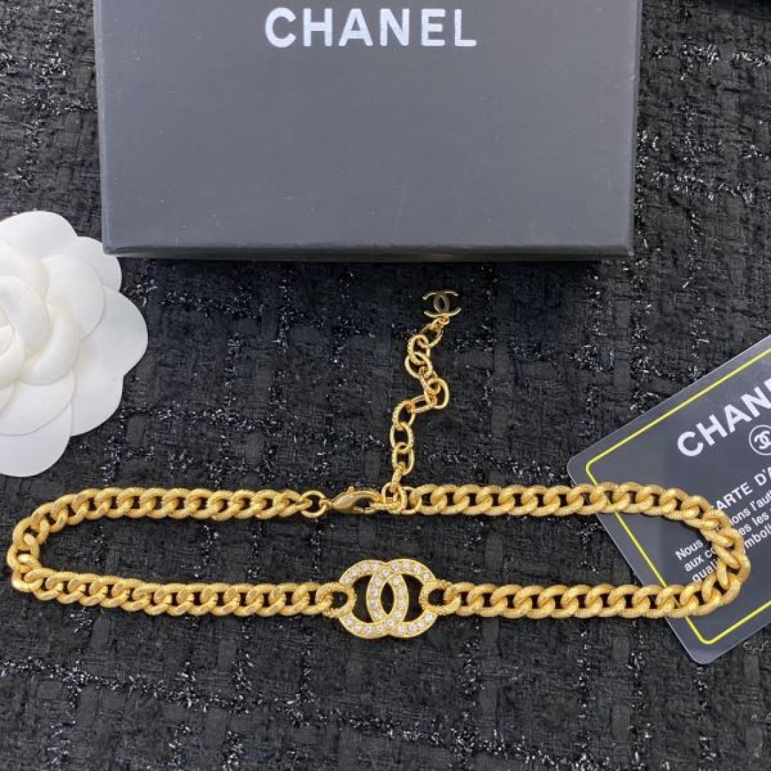 シャネル コピー ネックレス ロゴ 気軽におしゃれを楽しめる CHANEL