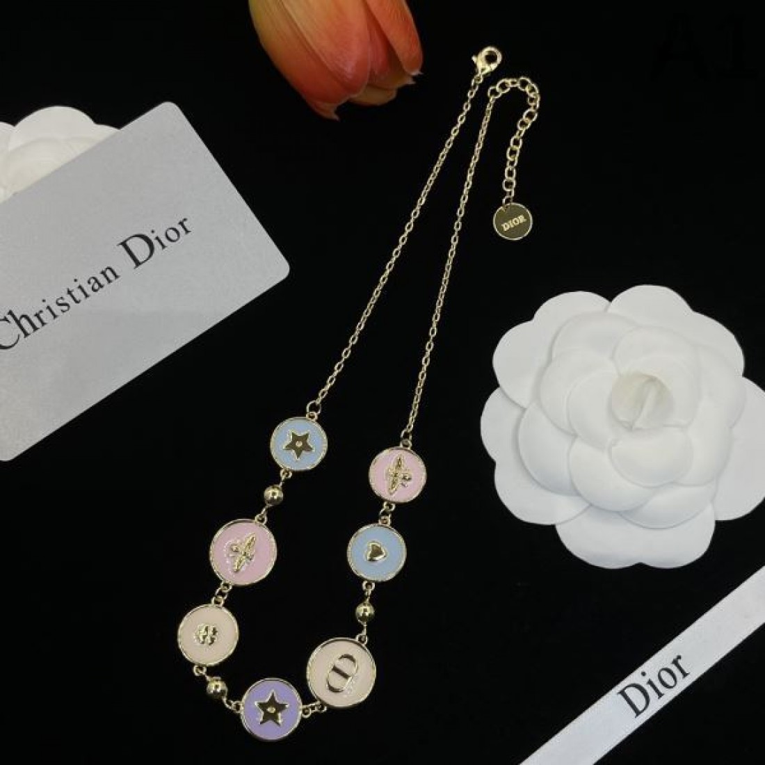 ディオール コピー ネックレス ロゴ 最新シーズンがやってきた DIOR