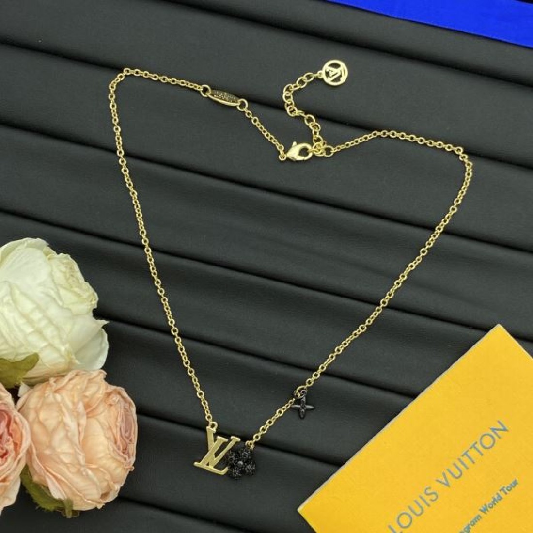 ルイヴィトン コピー ネックレス ロゴ 大人気限定カラー LOUIS VUITTON