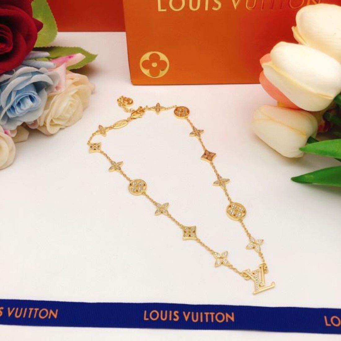 LOUIS VUITTON コピー ネックレス ロゴ 年末年始はセール ルイヴィトン