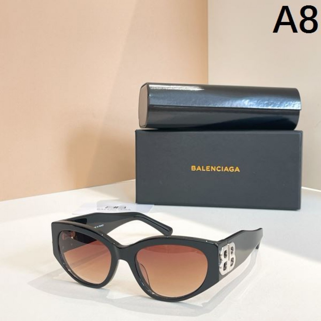 格別な存在感 BALENCIAGA スーパーコピー サングラス プレミアム感満載