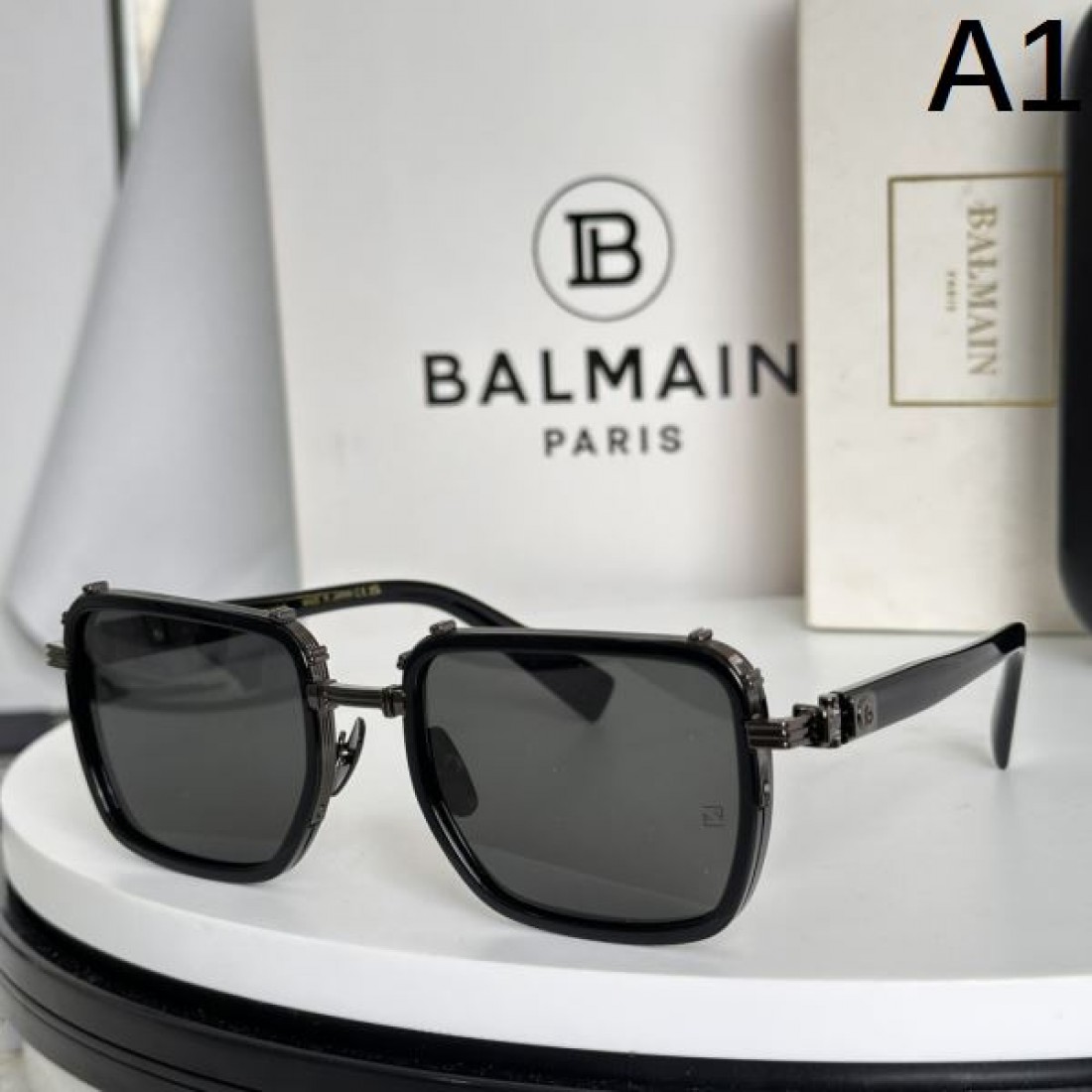 流行最前線 BALMAIN コピー サングラス 一瞬で華やぐ
