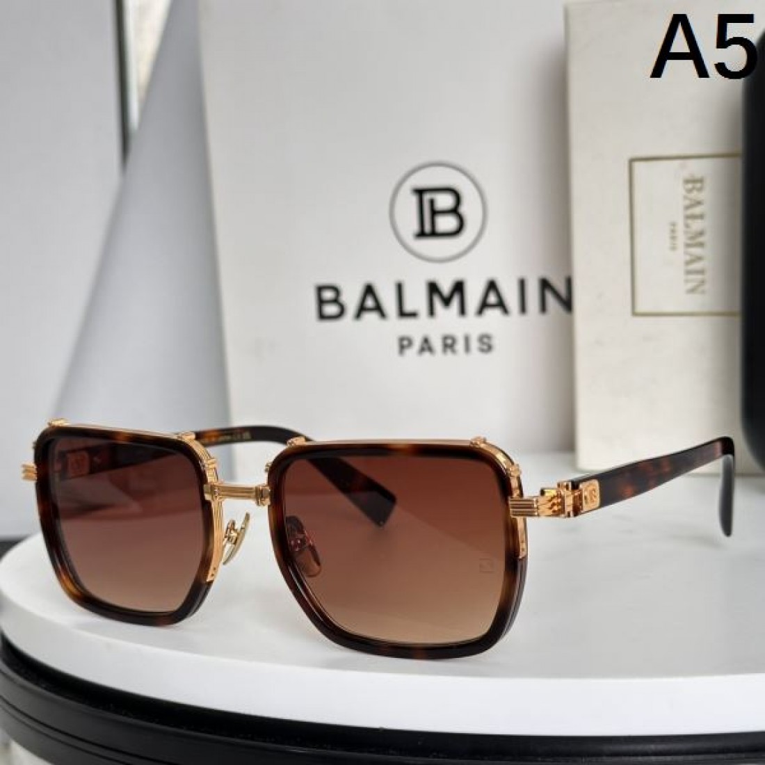 流行最前線 BALMAIN コピー サングラス 一瞬で華やぐ