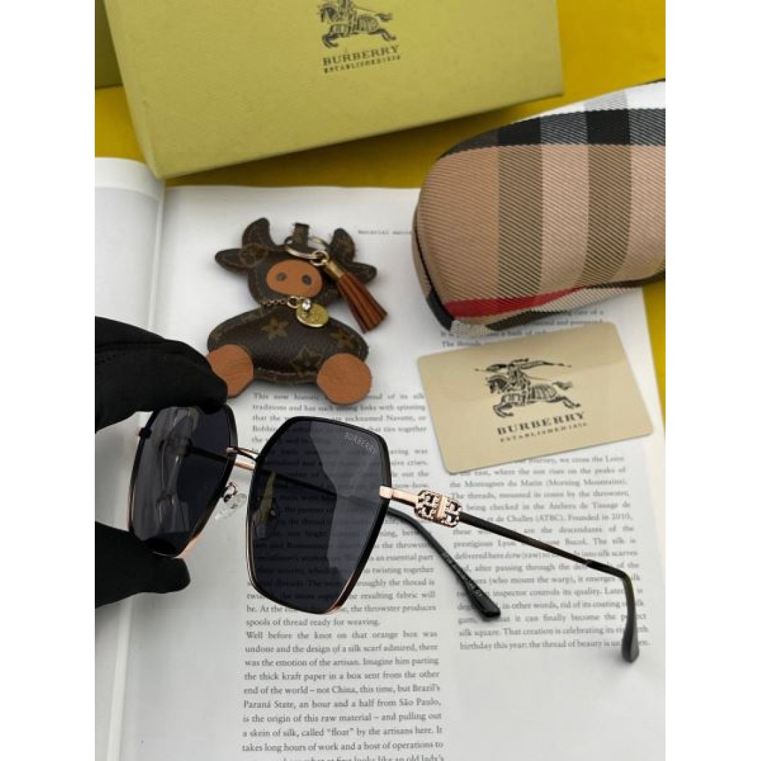 美シルエット実現 BURBERRY コピー サングラス 一目惚れアイテム