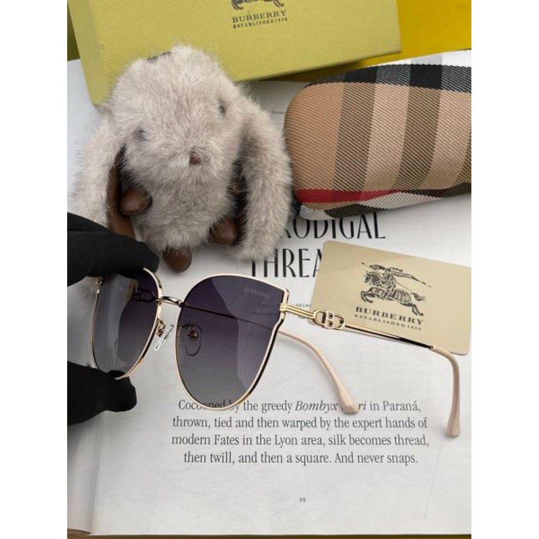 ファッショニスタ注目 BURBERRY コピー サングラス 最新トレンド