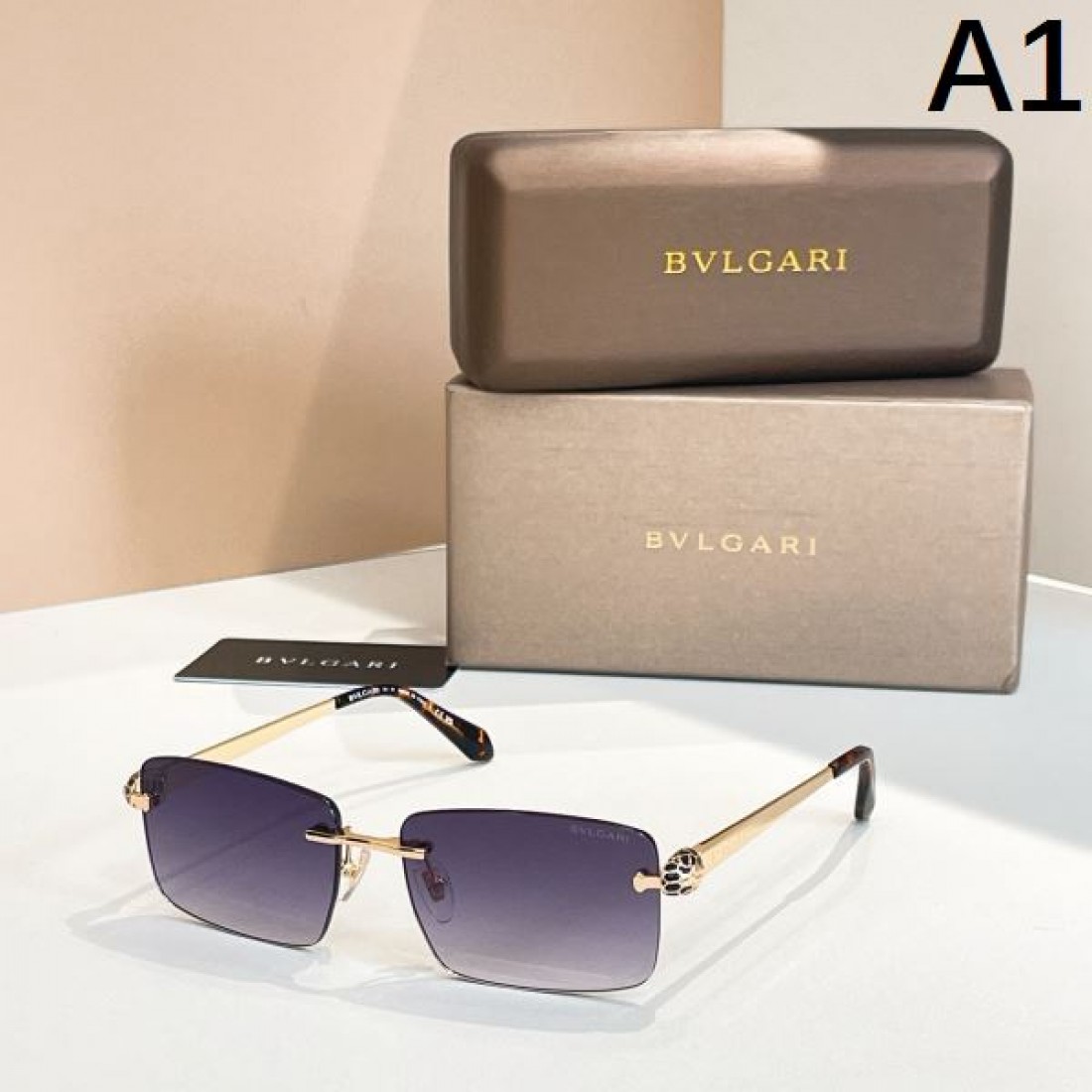 入手困難必至 BVLGARI コピー サングラス 売り切れ注意