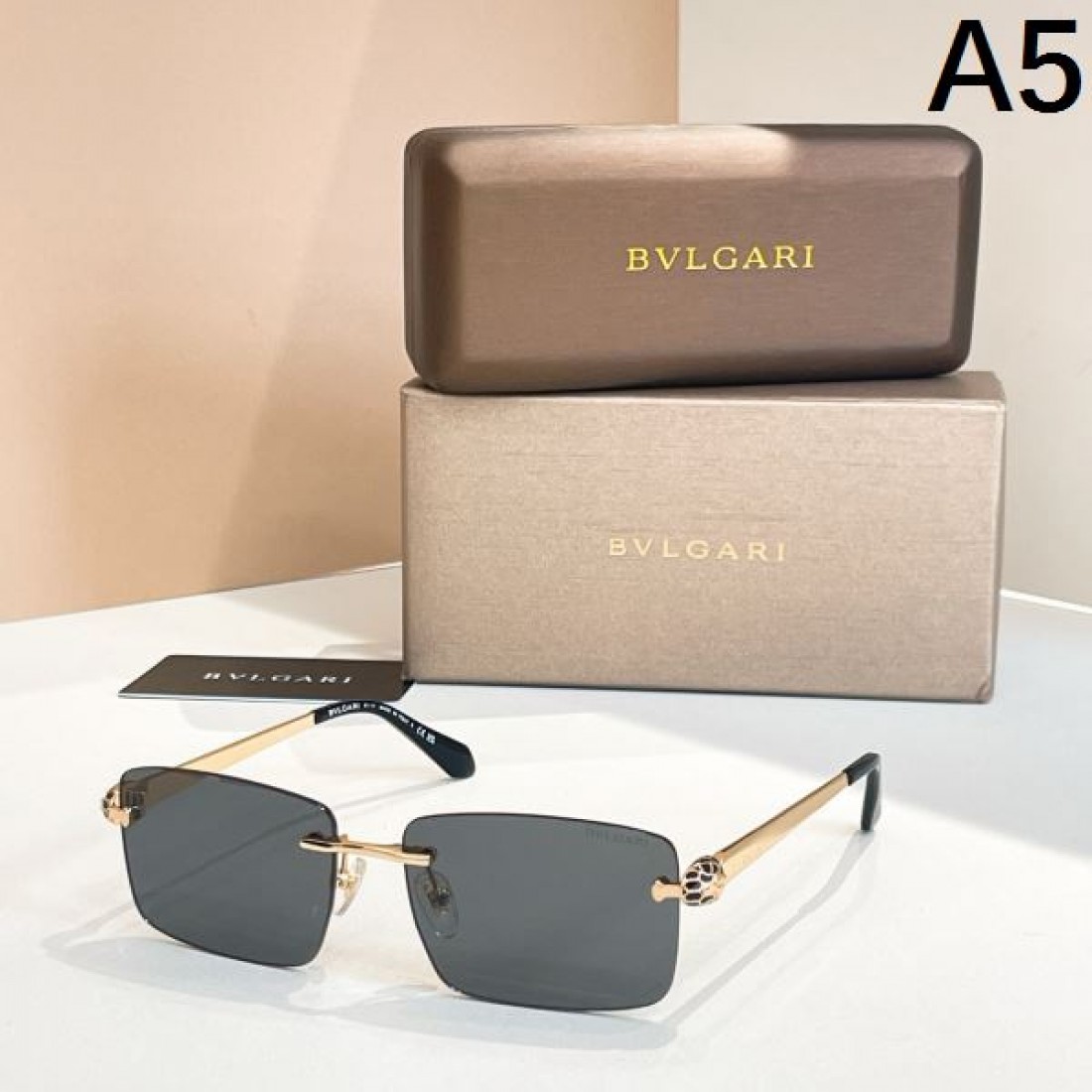 入手困難必至 BVLGARI コピー サングラス 売り切れ注意
