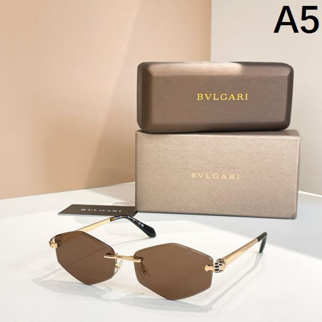 大好評発売中 BVLGARI コピー サングラス 海外限定コレクション