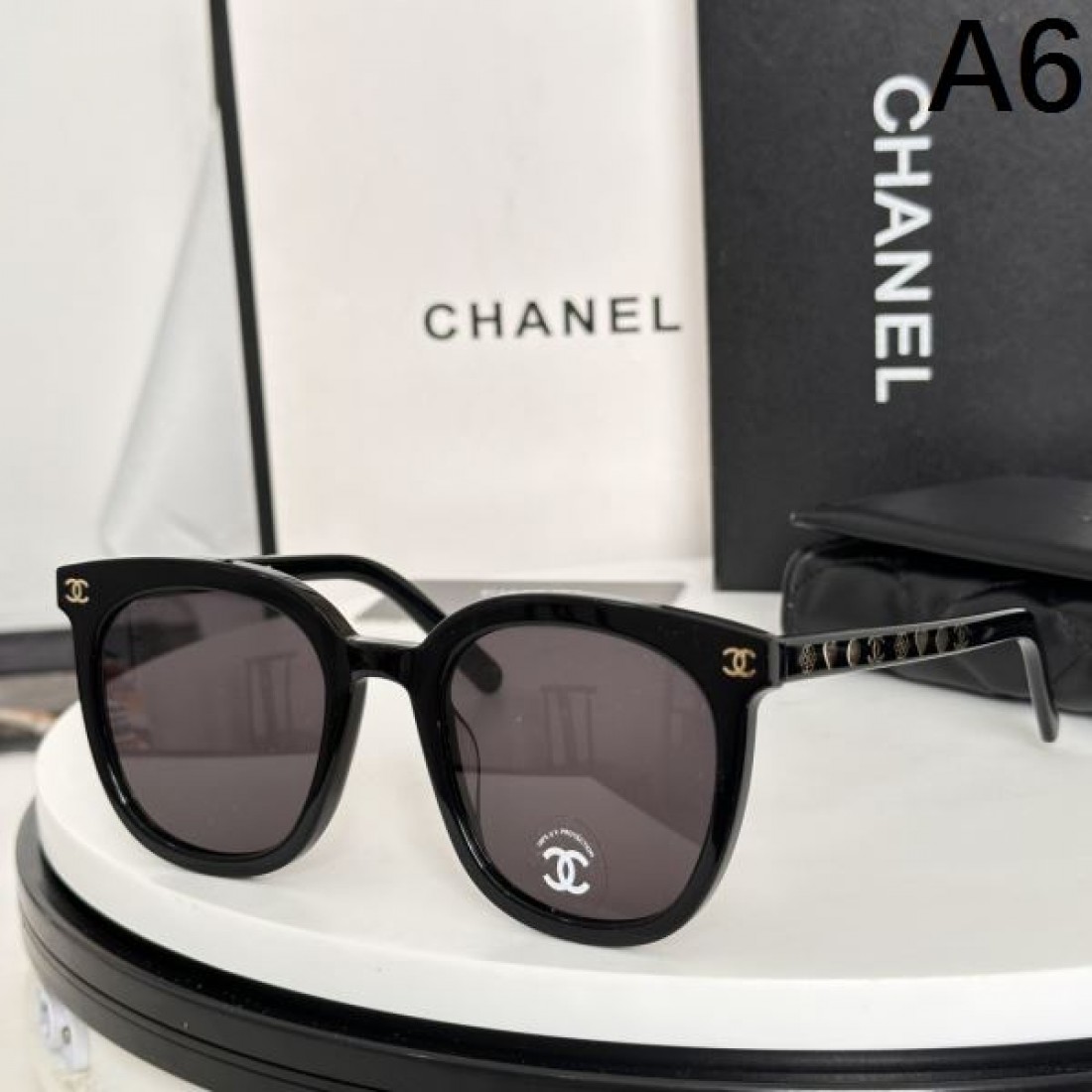 快適な お洒落な シャネル コピー サングラス 斬新な 軽やか CHANEL