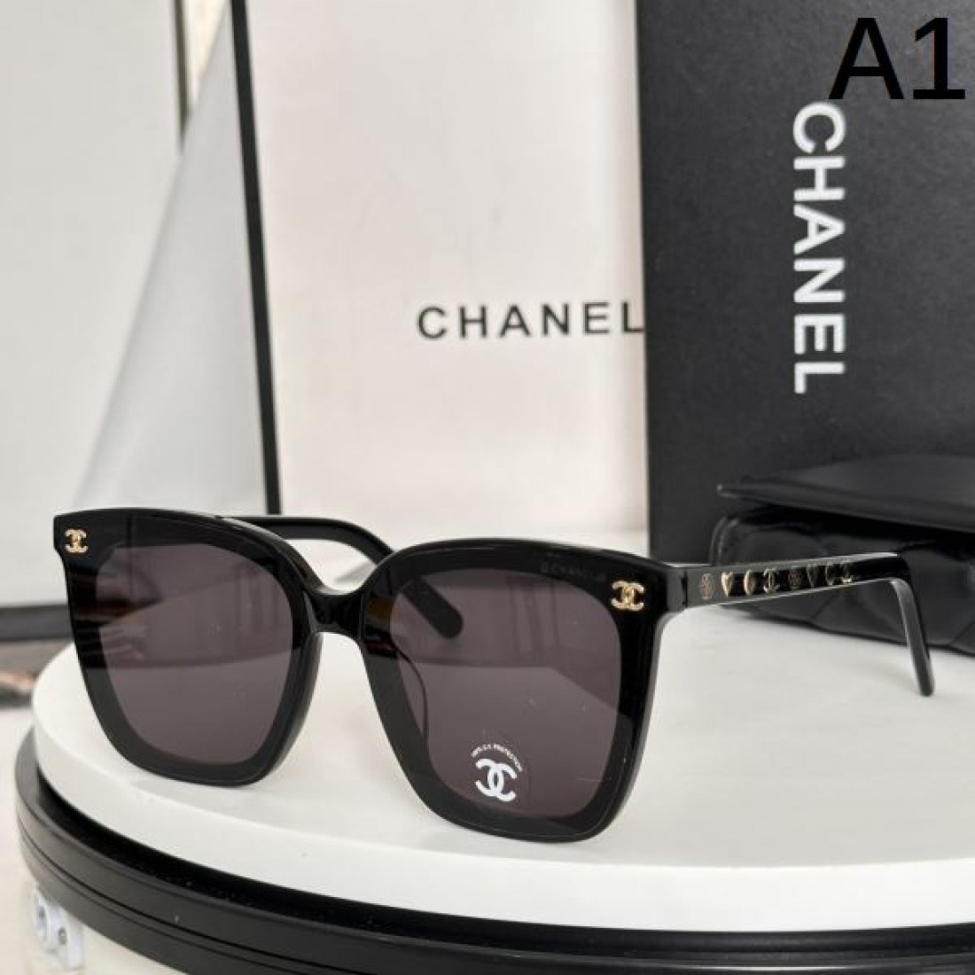 シャネル コピー サングラス CHANEL 大人可愛い 華やか 魅力的な