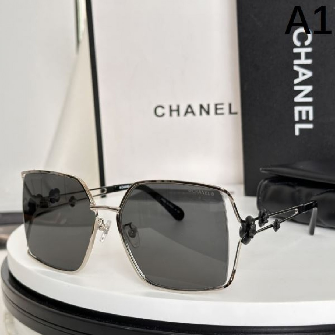 CHANEL 洗練された シャネル スーパー コピー サングラス モダン 高級感 溢れる