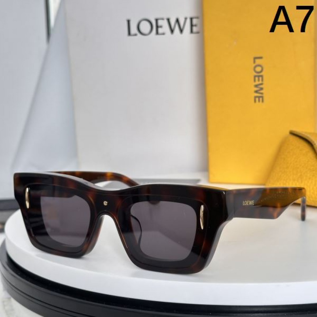 機能的な 最新トレンドファッション新着 LOEWE ロエベ コピー サングラス