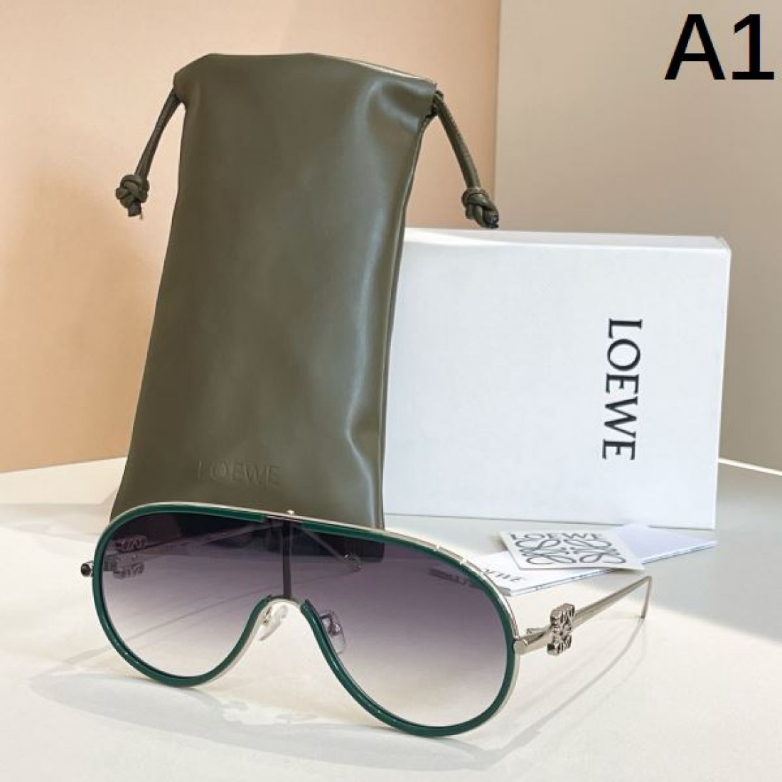 爆発的人気 オシャレ度がアップ 華やか LOEWE ロエベ スーパーコピー サングラス