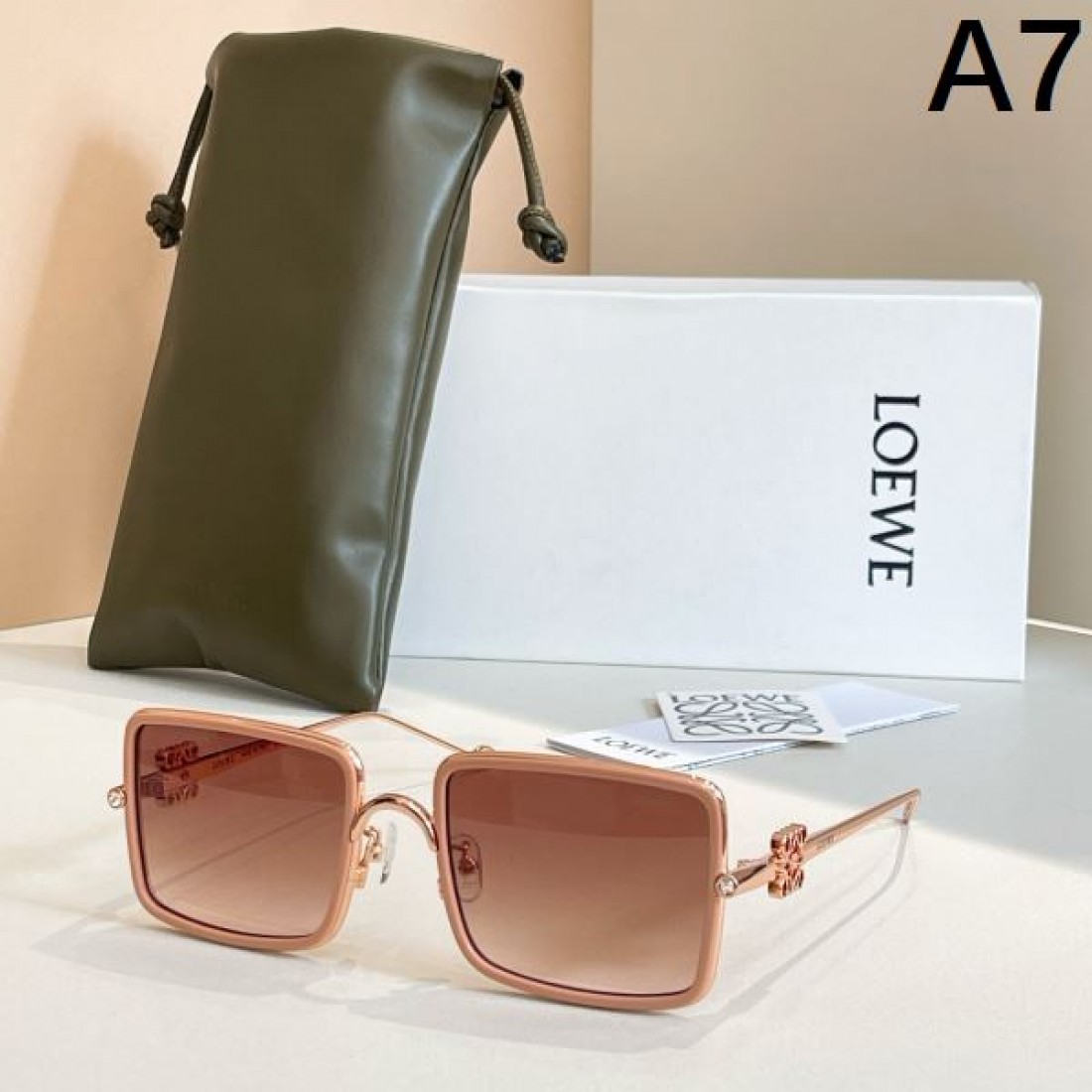 LOEWE ロエベ コピー サングラス お気に入り 最新コレクション 上品 優雅