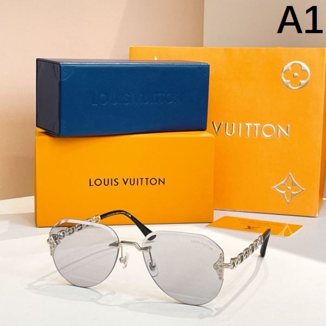 性抜群のコンビ LOUIS VUITTON 上品で洗練された ルイヴィトン コピー サングラス