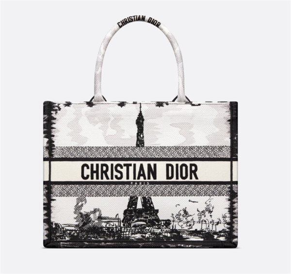   ディオール（DIOR）スーパーコピーの新作「Dior Book Tote」、パリの魅力を刺繍に込めて
