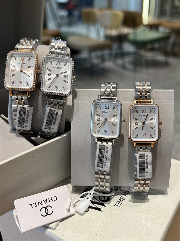   優雅なる時間の装飾 —— シャネル コピー 時計
